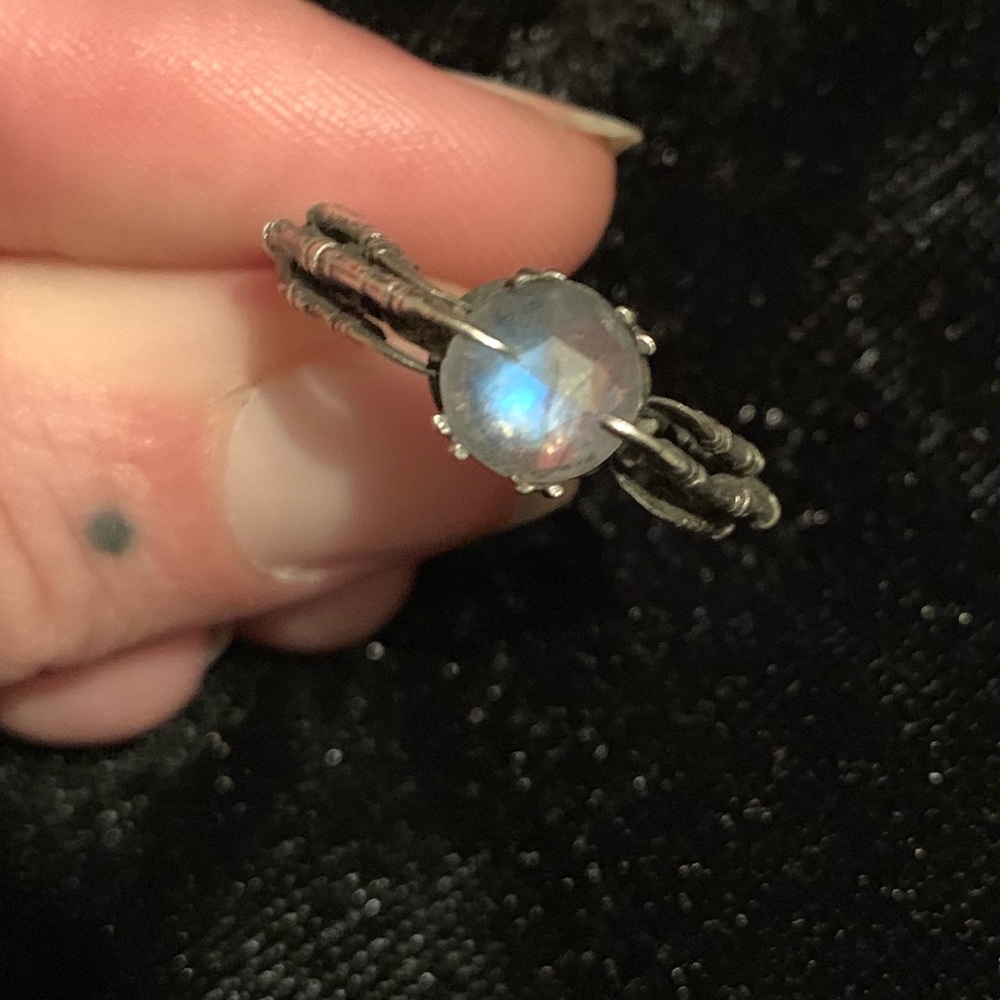 Bloodmilk Belonging to the Underworld ring